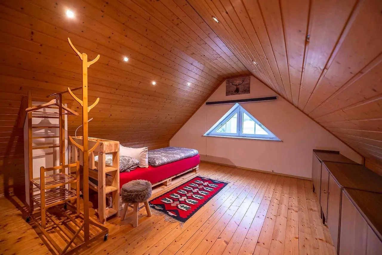 Apartment Ferienwohnung Schoetz Moosbach  Germany