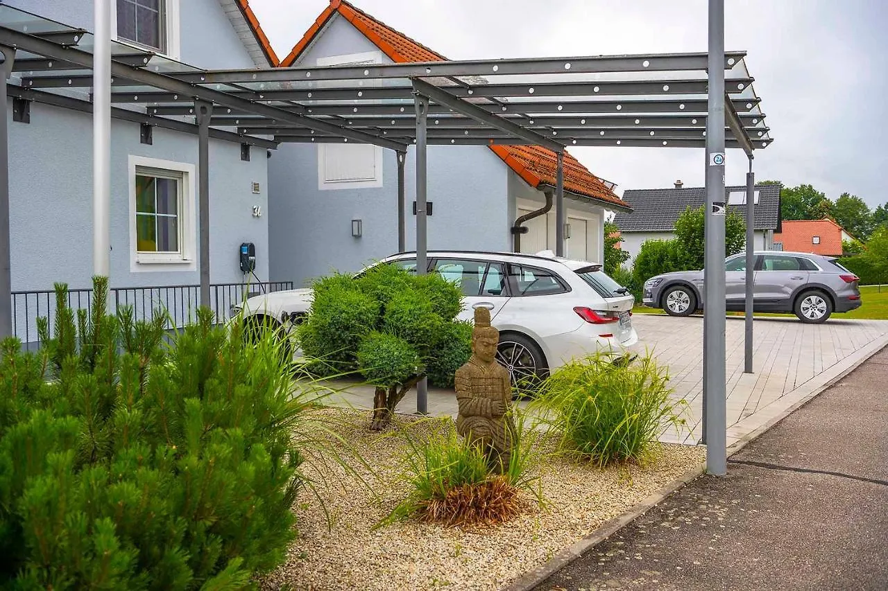 Ferienwohnung Schoetz Moosbach